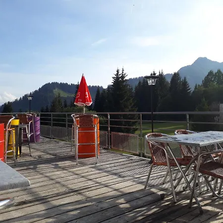 Praz De Lys Apartamento Taninges
